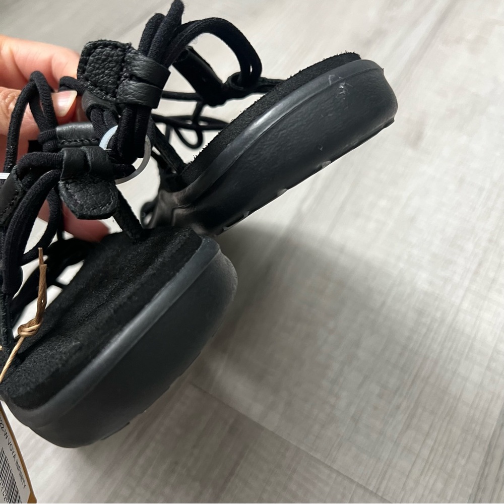 NEW TEVA Women's Voya Infinity Sandal Black Strappy Comfortable Size 9 - Picture 14 of 16